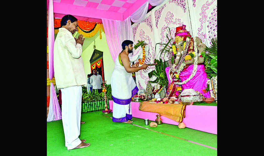 Hyderabad: Telangana's caretaker Chief Minister K. Chandrasekhar Rao offers prayers to Lord Ganesha on the occasion of Ganesh Chaturthi, in Hyderabad on Sept 13, 2018. (Photo: IANS)