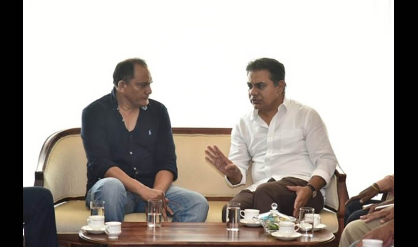 Hyderabad: Newly elected members of Hyderabad Cricket Association (HCA) led by Former India captain and HCA President Mohd Azharuddin meets Telangana Minister KT Rama Rao, in Hyderabad on Sep 28, 2019. (Photo: IANS)