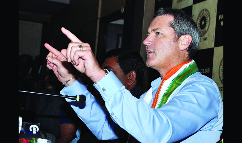 Kolkata: Former Australian cricket umpire Simon Taufel addresses a press conference in Kolkata, on Jan 14, 2019. (Photo: Kuntal Chakrabarty/IANS)
