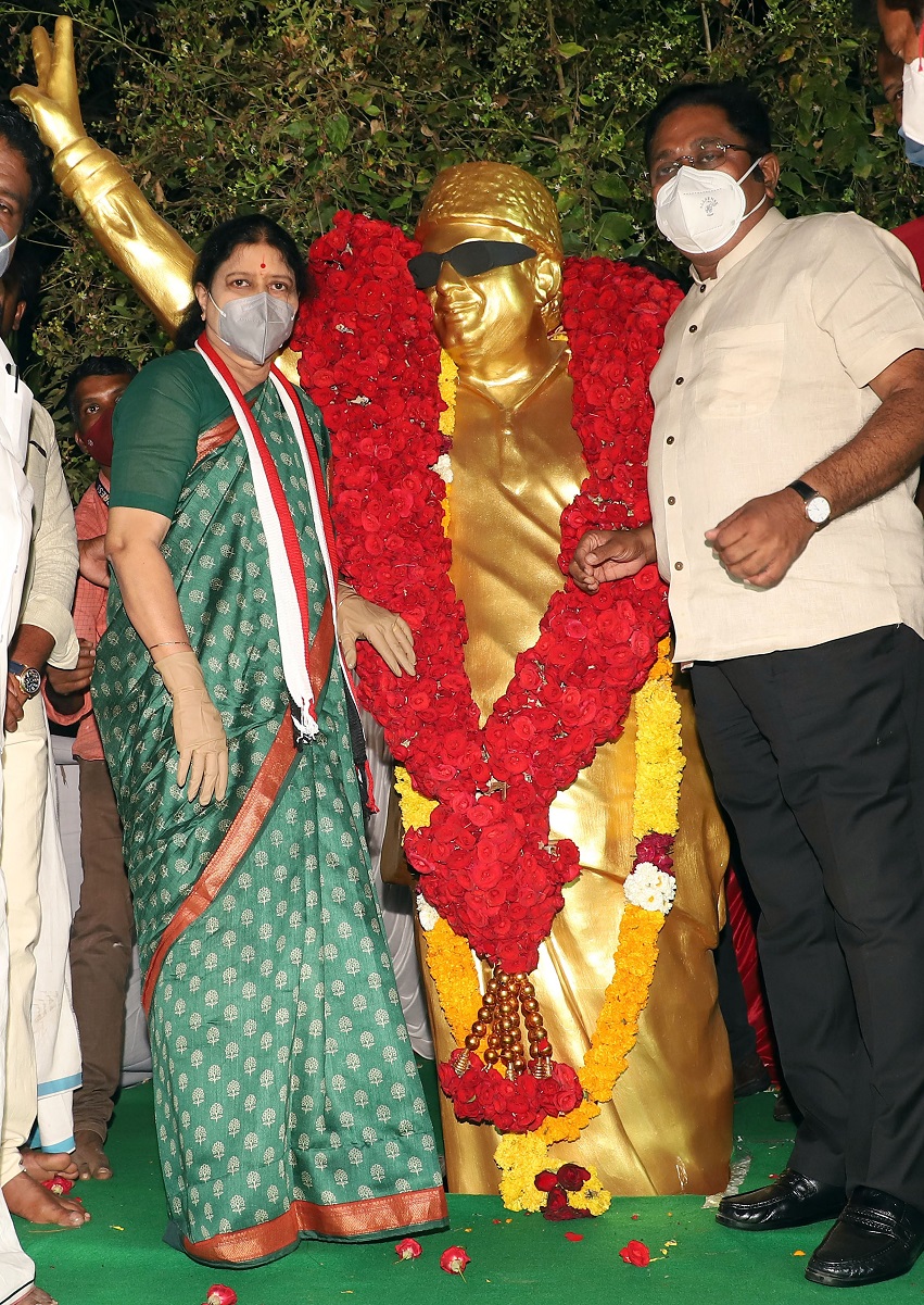 V.K. Sasikala pays homage at the statue of AIADMK party founder M.G. Ramachandran