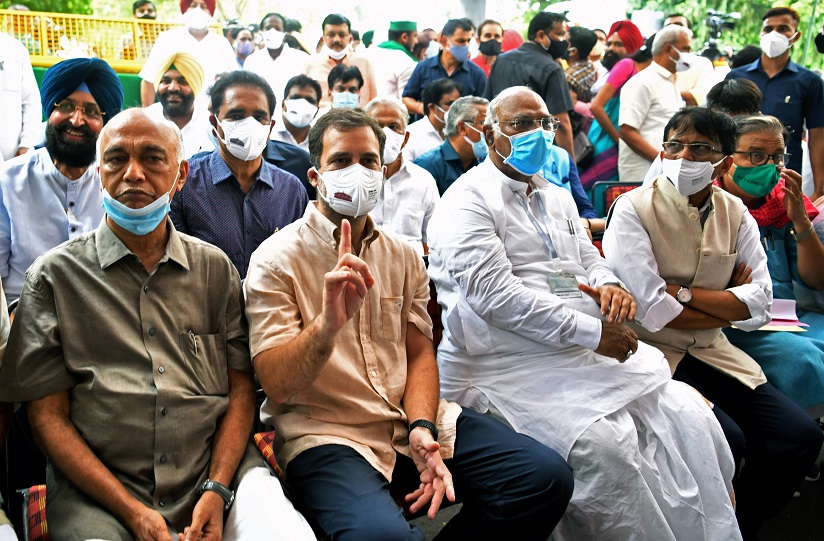 Congress leader Rahul Gandhi along with other leaders of Opposition take part in a farmer's protest against farm laws