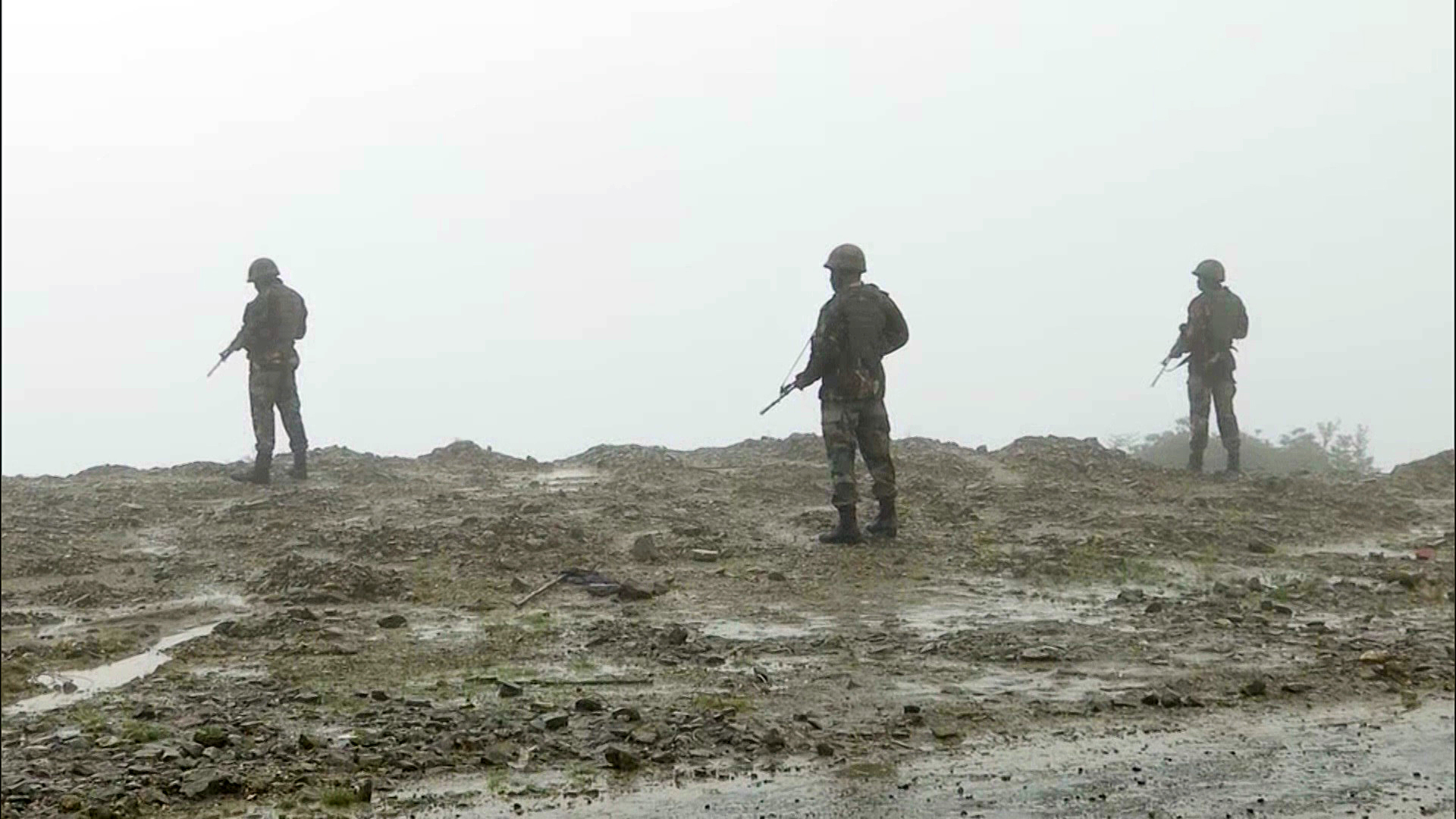 Indian Army soldiers deployed at the Indo-China border during a high alert
