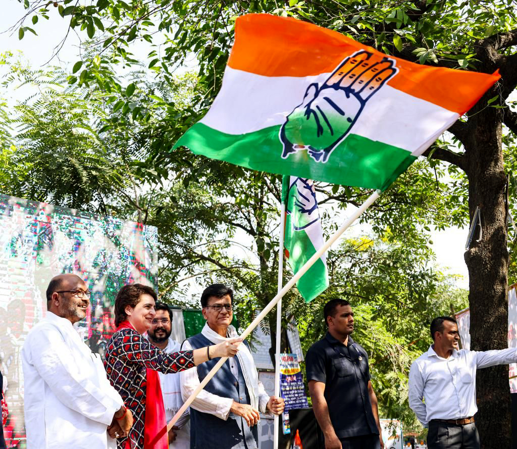 Congress General Secretary Priyanka Gandhi Vadra flags off 'Pratigya Yatras'