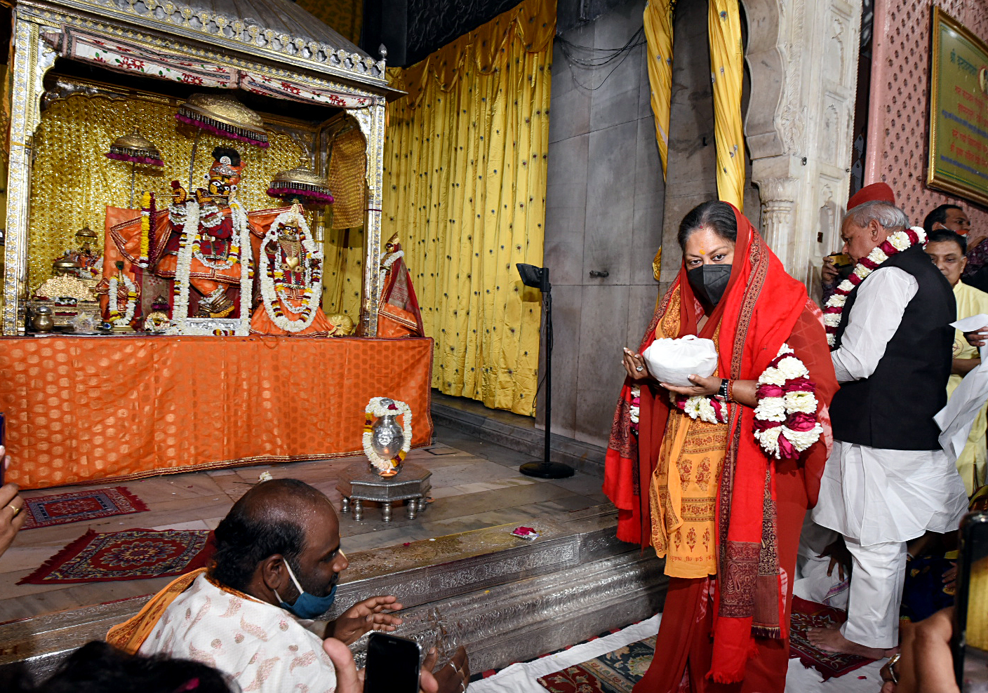 Former CM of Rajasthan, Vasundhara Raje offers prayers at Govind Devji Temple