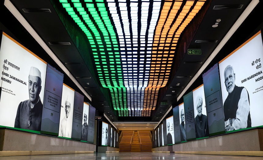 Kinetic Lights which immerses the onlooker in a kaleidoscope of patterns of the marvelous Indian Tricolor