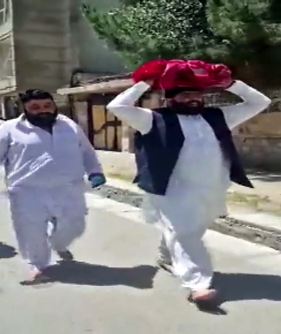 Sikh community evacuates saroop of Sri Guru Granth Sahib From Gurudwara Karte Parwan which is under attack by terrorists