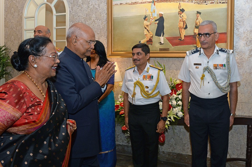 President Ram Nath Kovind attends the farewell banquet hosted in his honour by the Chiefs of Staff Committee