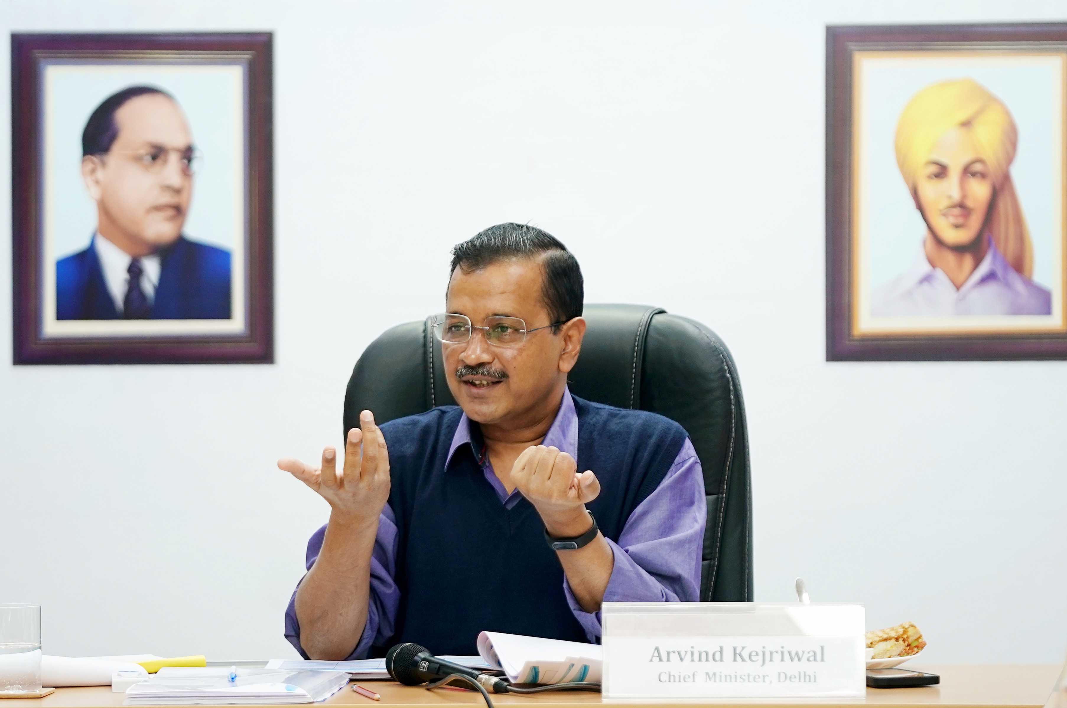 Arvind Kejriwal holds a review meeting with Delhi Jal Board officials