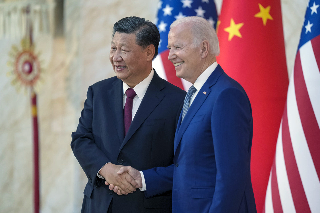 Joe Biden with China's President Xi Jinping during a meeting