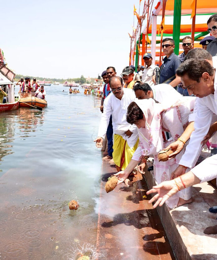 Congress general secretary Priyanka Gandhi Vadra performs rituals while performing Narmada Pooja