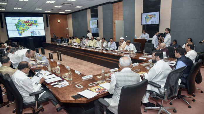 Maharashtra CM Eknath Shinde and Deputy CM Devendra Fadnavis during a cabinet meeting