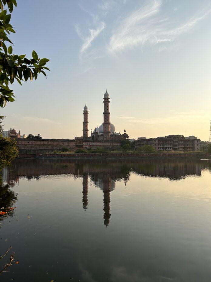Rahul_C-Bhopal-Uttar-constituency_Nov-12-Masjid