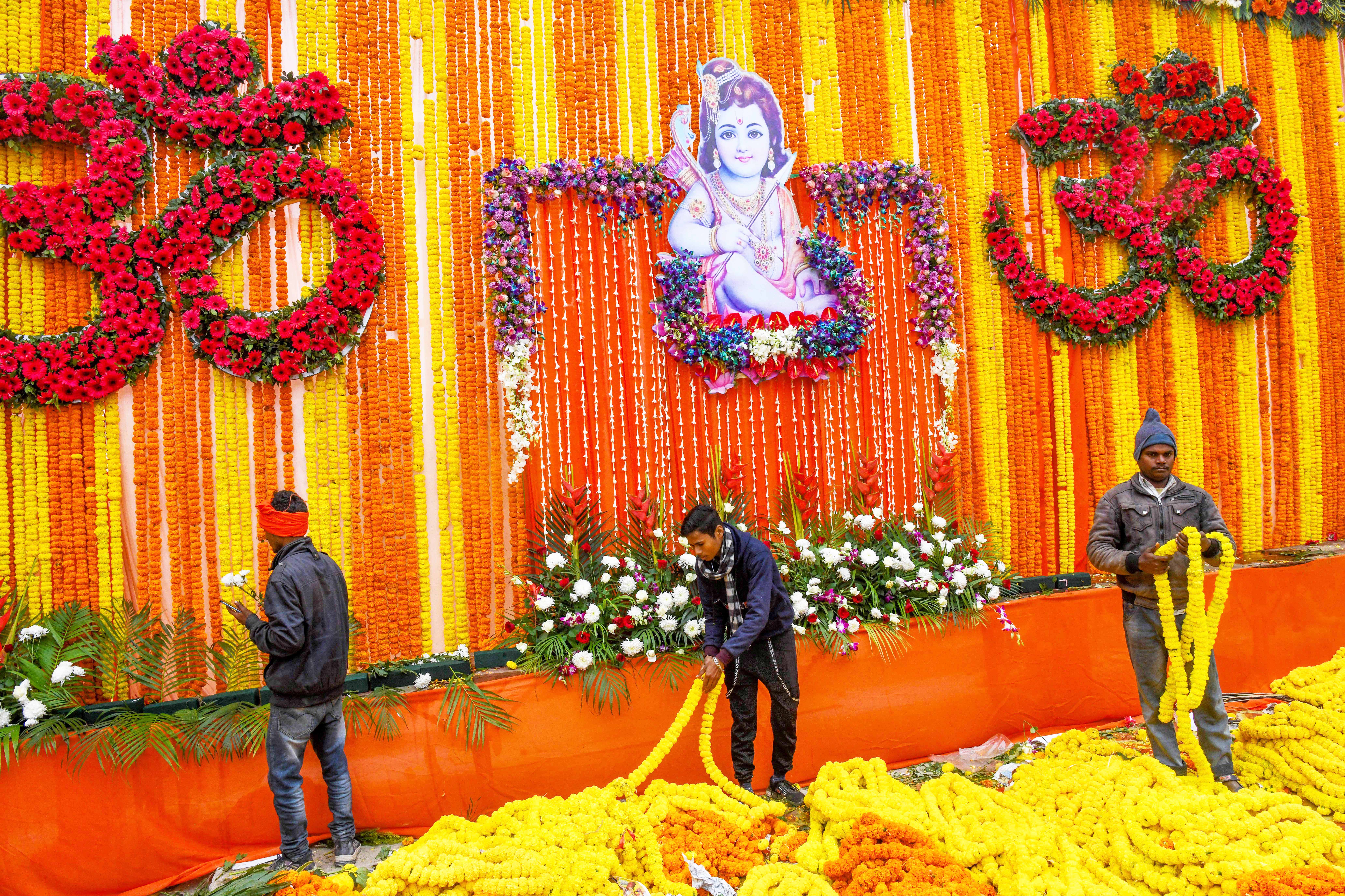 Preparations underway for Pran Pratishtha ceremony