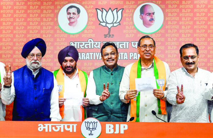 Ex- Delhi Congress leader Arvinder Singh Lovely joins BJP again