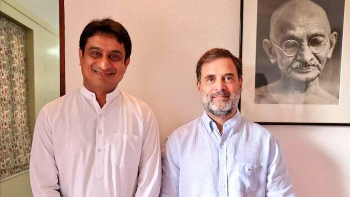 Indian Youth Congress president Uday Banu Chib with Leader of Opposition Rahul Gandhi.