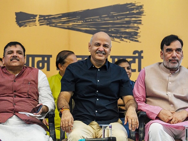 Tikam AAP launches “AAP Ka Vidhayak, Aapke Dwaar” campaign pic