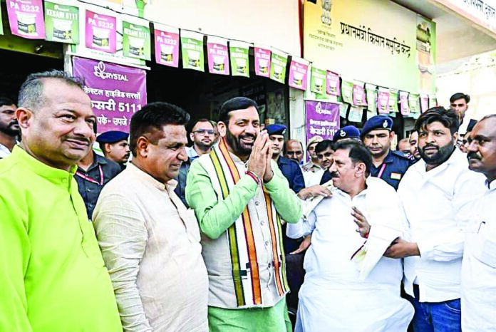 Haryana Chief Minister Nayab Singh Saini visits the Pipli grain market in Kurukshetra on Friday. ANI Haryana Chief Minister Nayab Singh Saini visits the Pipli grain market in Kurukshetra on Friday. ANI