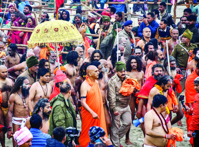 Juna Akhara Acharya Mahamandaleshwar Swami Avdheshanand Giri Maharaj arrives to take Amrit Snan at Triveni Sangam on Makar Sankranti, in Prayagraj on 14 January. ANI Juna Akhara Acharya Mahamandaleshwar Swami Avdheshanand Giri Maharaj arrives to take Amrit Snan at Triveni Sangam on Makar Sankranti, in Prayagraj on 14 January. ANI