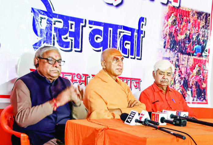VHP president Alok Kumar, and Junapithadheeswar Swami Avdheshanand Giri Maharaj during a press conference at the Maha Kumbh 2025, in Prayagraj, on January 24. ANI VHP president Alok Kumar, and Junapithadheeswar Swami Avdheshanand Giri Maharaj during a press conference at the Maha Kumbh 2025, in Prayagraj, on January 24. ANI