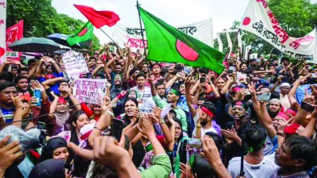 Activists during a protest march against former Bangladesh Prime Minister Sheikh Hasina and her government in Dhaka on August 2, 2024. (File photo) Activists during a protest march against former Bangladesh Prime Minister Sheikh Hasina and her government in Dhaka on August 2, 2024. (File photo)