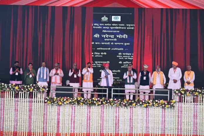 Modi Fires Development Salvo in Haryana Modi Fires Development Salvo in Haryana; Slams Congress for ‘Betraying Ambedkar’s Vision’, Misleading over Waqf law