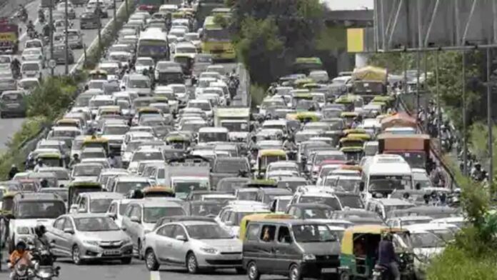 Parl Committee highlights jam on highways connecting Delhi from UP