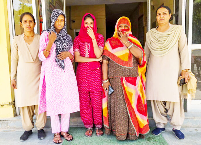Police arrest three Bangladeshi women residing illegally in Ajmer, on 20 May. ANI
